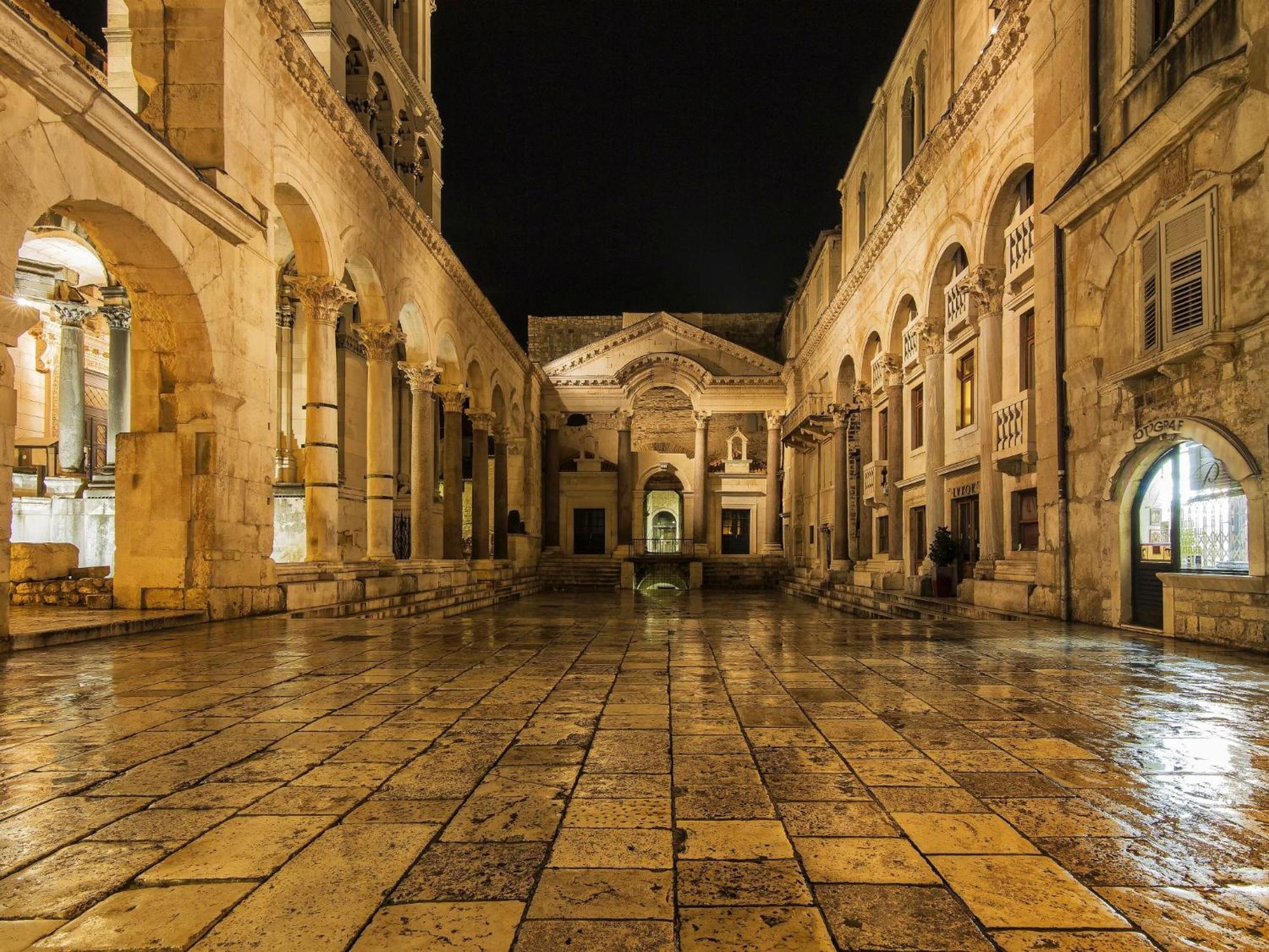 Guesthouse Teta Palmina Split Bagian luar foto