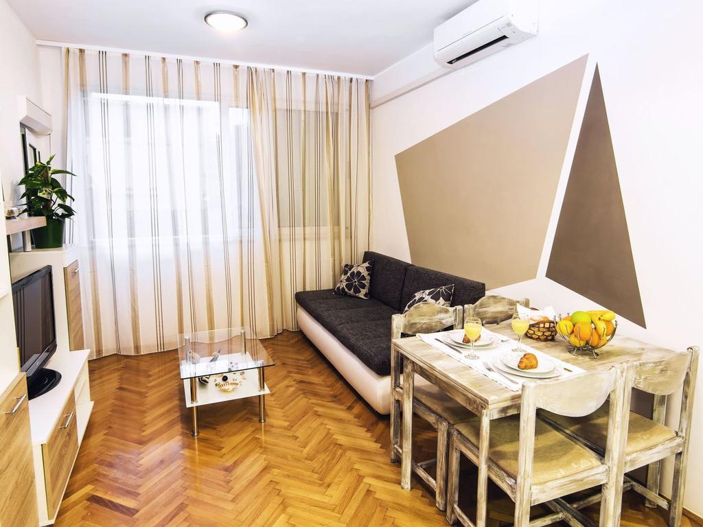 Guesthouse Teta Palmina Split Bagian luar foto