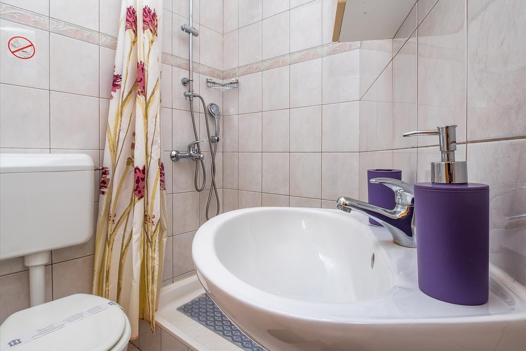 Guesthouse Teta Palmina Split Bagian luar foto