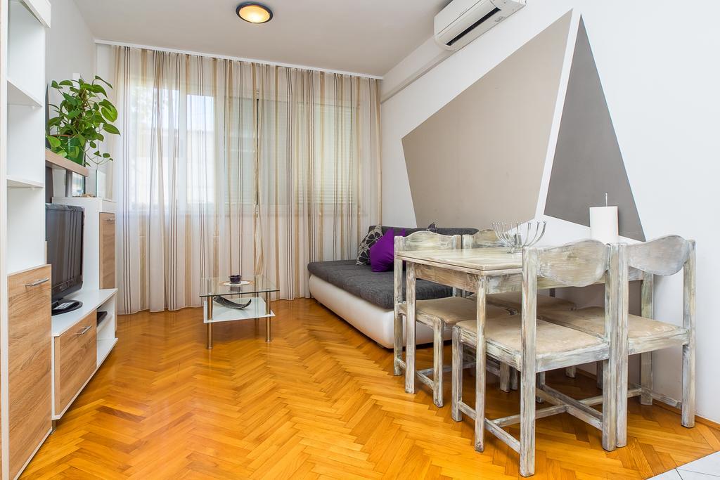 Guesthouse Teta Palmina Split Bagian luar foto