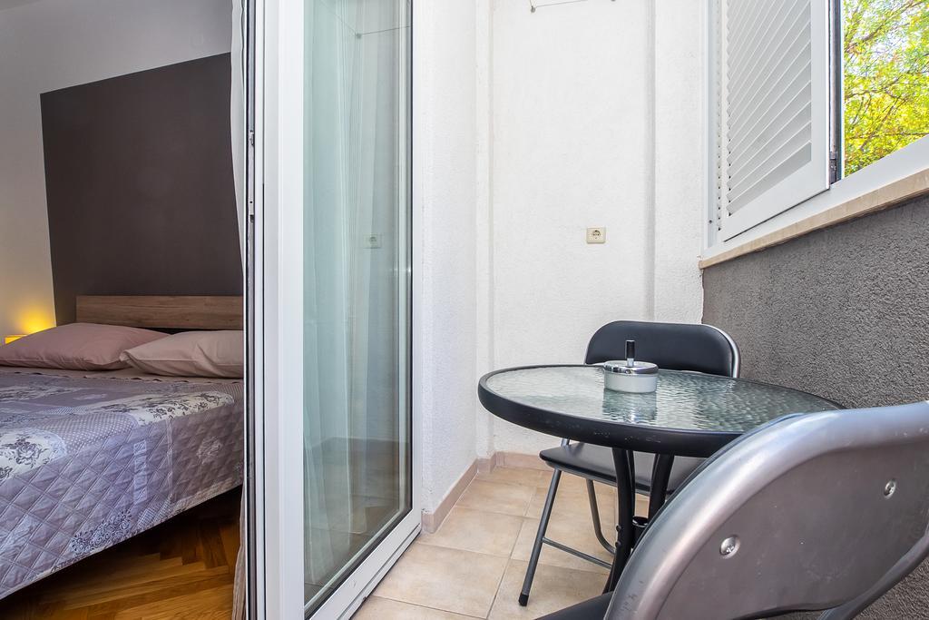 Guesthouse Teta Palmina Split Bagian luar foto